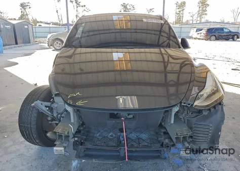 2020 Tesla Model Y z USA, uszkodzony, nr VIN 5YJYGDEE6LF008233